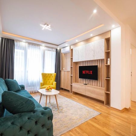 Apartment 5 Star Lukavica ภายนอก รูปภาพ