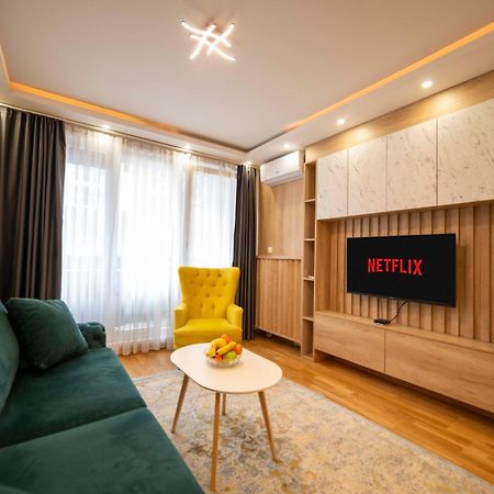 Apartment 5 Star Lukavica ภายนอก รูปภาพ