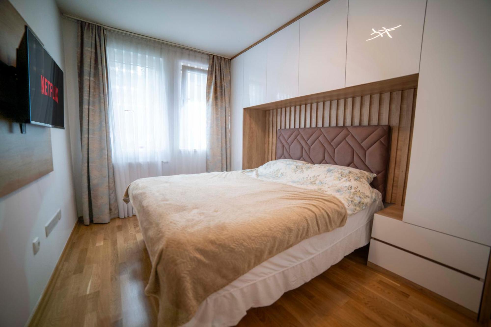 Apartment 5 Star Lukavica ภายนอก รูปภาพ