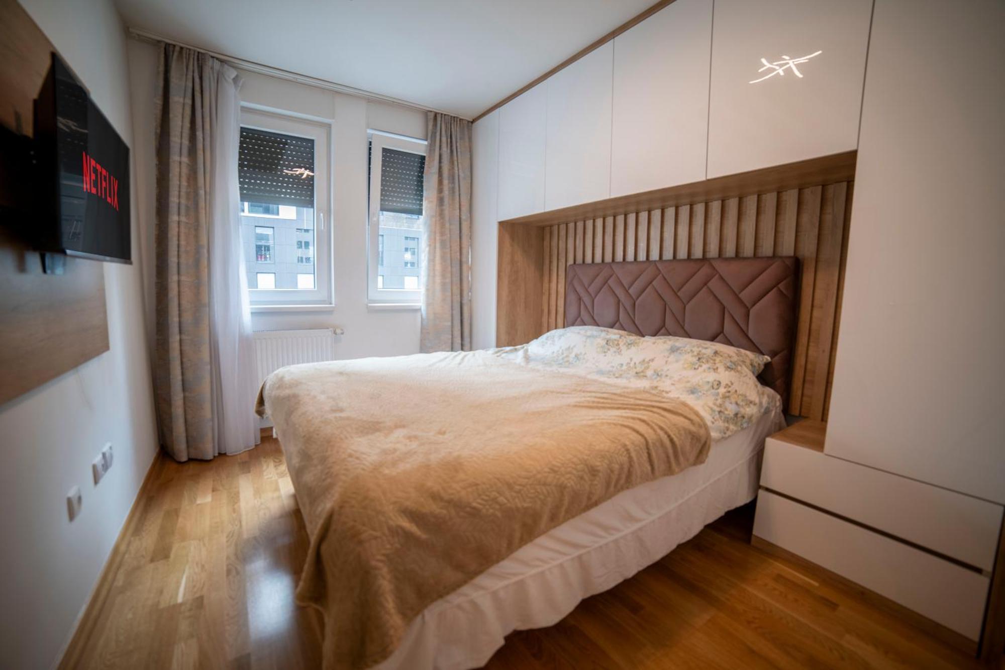 Apartment 5 Star Lukavica ภายนอก รูปภาพ