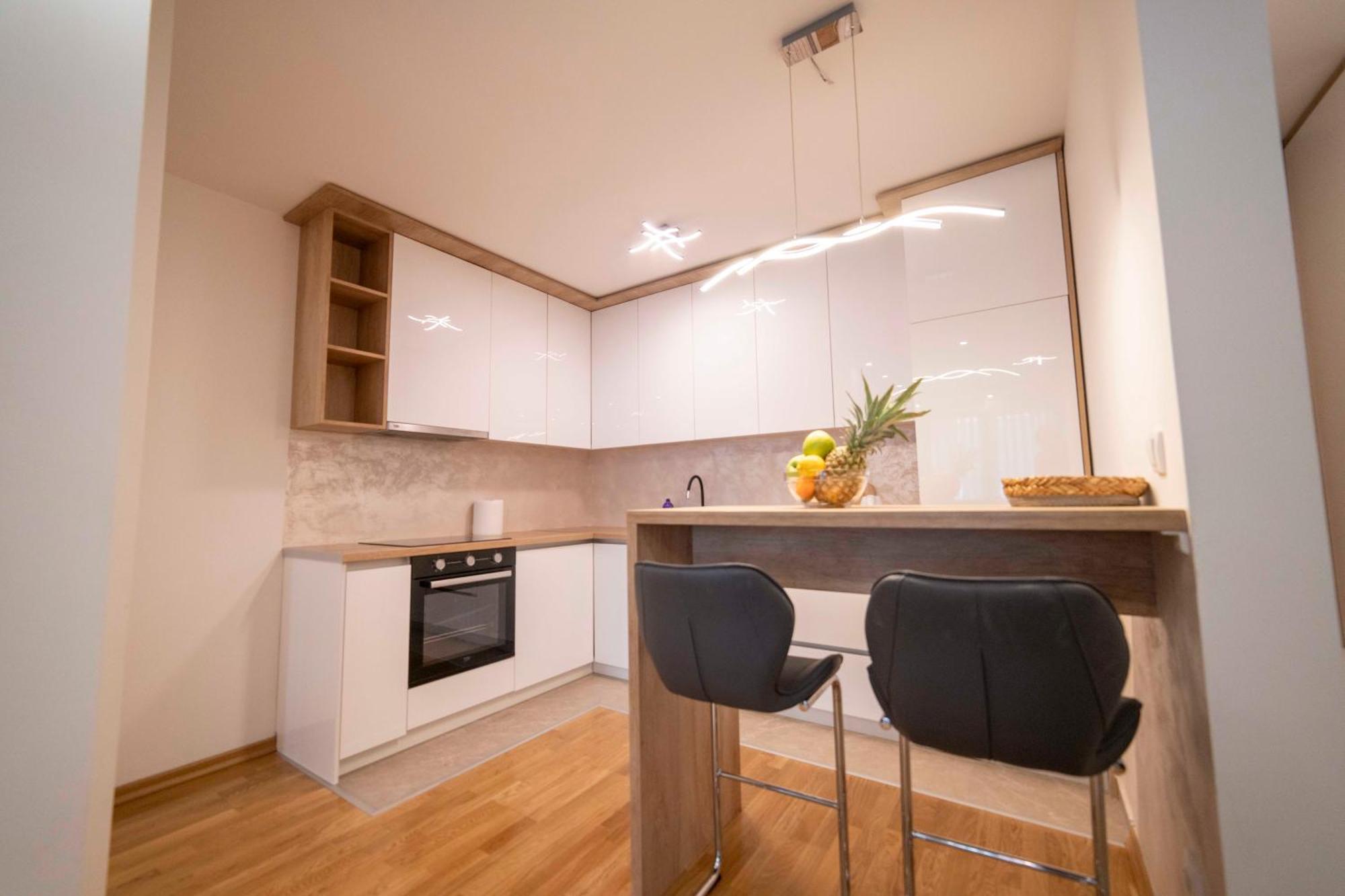 Apartment 5 Star Lukavica ภายนอก รูปภาพ