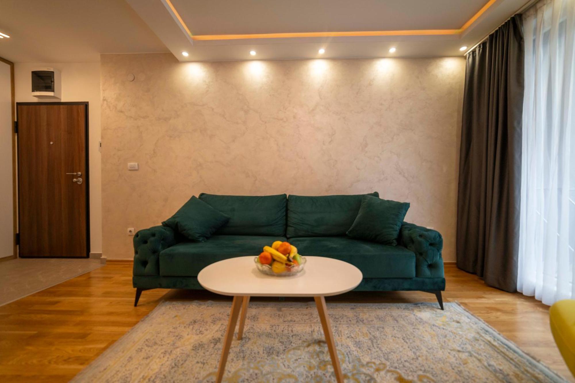 Apartment 5 Star Lukavica ภายนอก รูปภาพ
