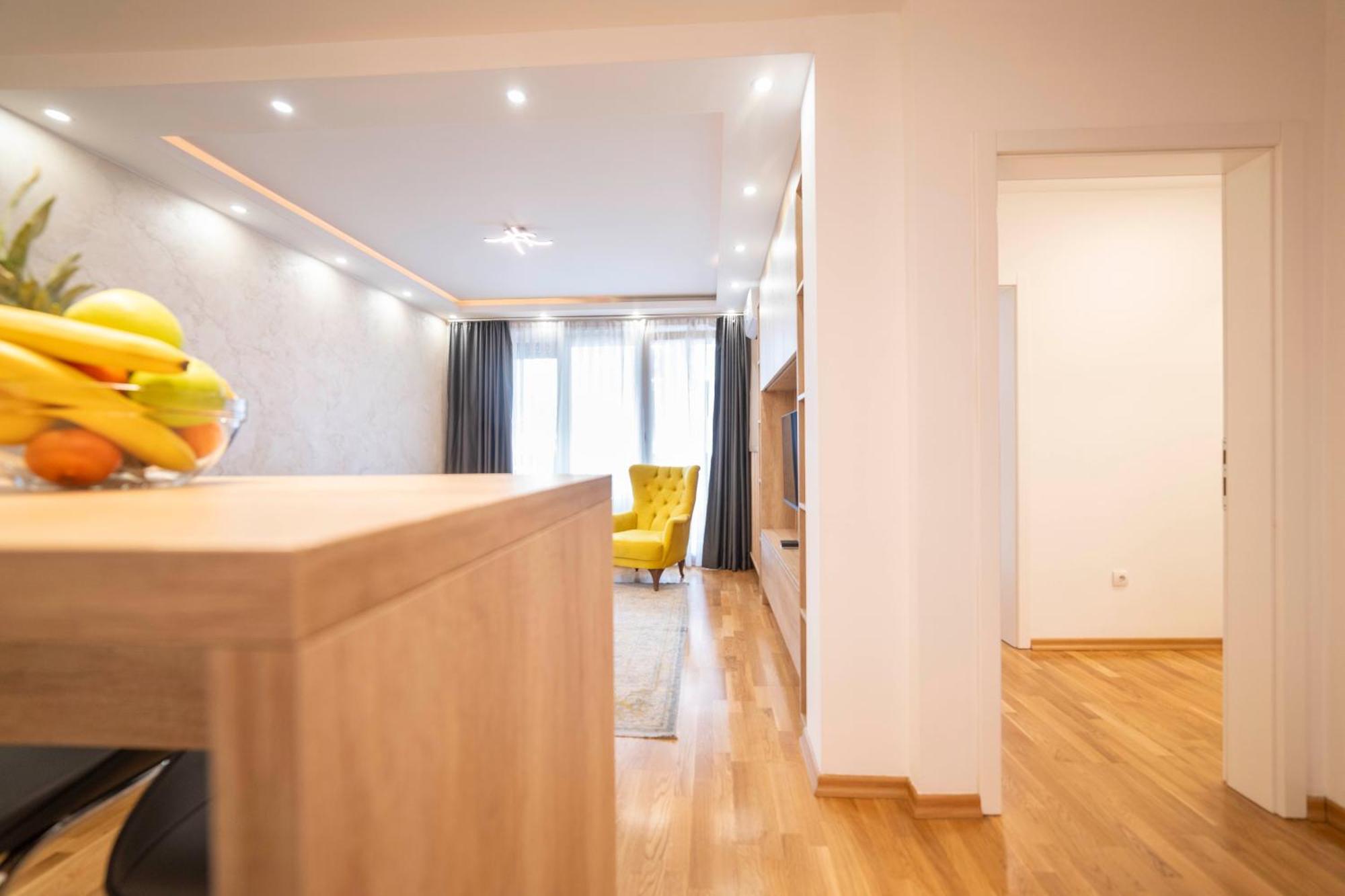 Apartment 5 Star Lukavica ภายนอก รูปภาพ