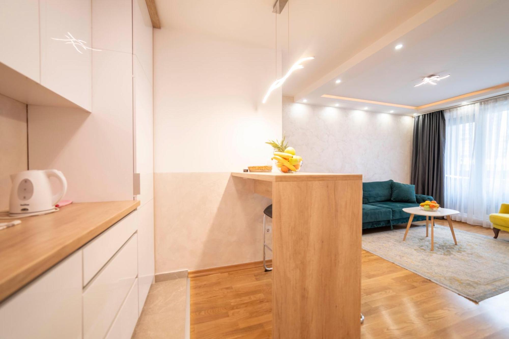 Apartment 5 Star Lukavica ภายนอก รูปภาพ